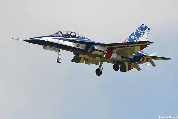 ROCAF AJT T-5 Brave Eagle(11001)@RCMQ_1_20200616.JPG