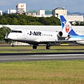 J-Air Bombardier CRJ-200ER (CL-600-2B19)(JA204J)@ITM_1_20160827.JPG