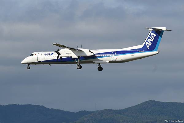 ANA Bombardier DHC-8-402Q Dash 8(JA846A)@ITM_1_20160827.JPG