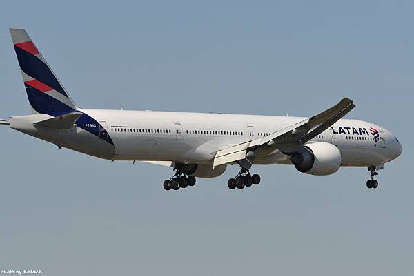 LATAM Airlines B777-36WER(PT-MUI)@FRA_1_20190822.JPG