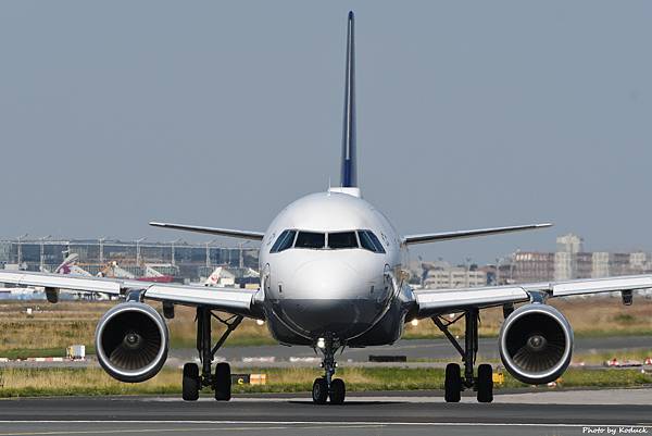 Lufthansa A320-214(D-AIUJ)@FRA_1_20190822.JPG