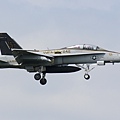 US Marines VMFA(AW)-242 FA-18D Hornet(01)@Atsugi_1(1)_20150914.JPG