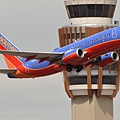 Southwest Airlines B737-7H4(WL)(N219WN)@PHX_1_20180322.JPG