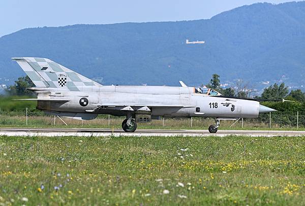 Croatia AirForce MiG-21bisD(118)@ZAG_13_20230728.JPG