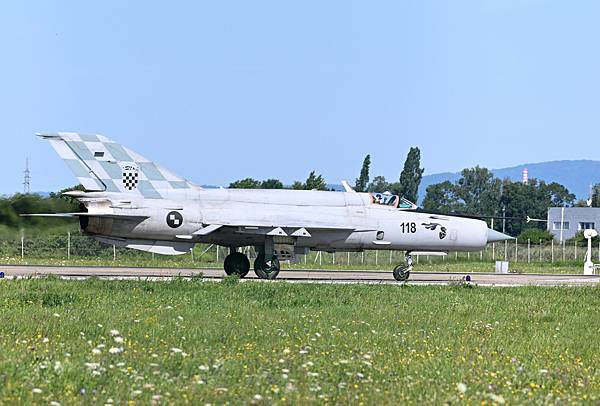 Croatia AirForce MiG-21bisD(118)@ZAG_12_20230728.JPG