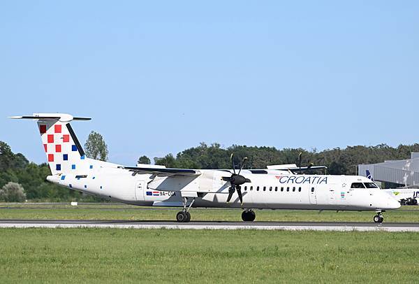 Croatia Airlines Bombardier DHC-8-402Q Dash 8(9A-CQA)@ZAG_1_20230728.JPG