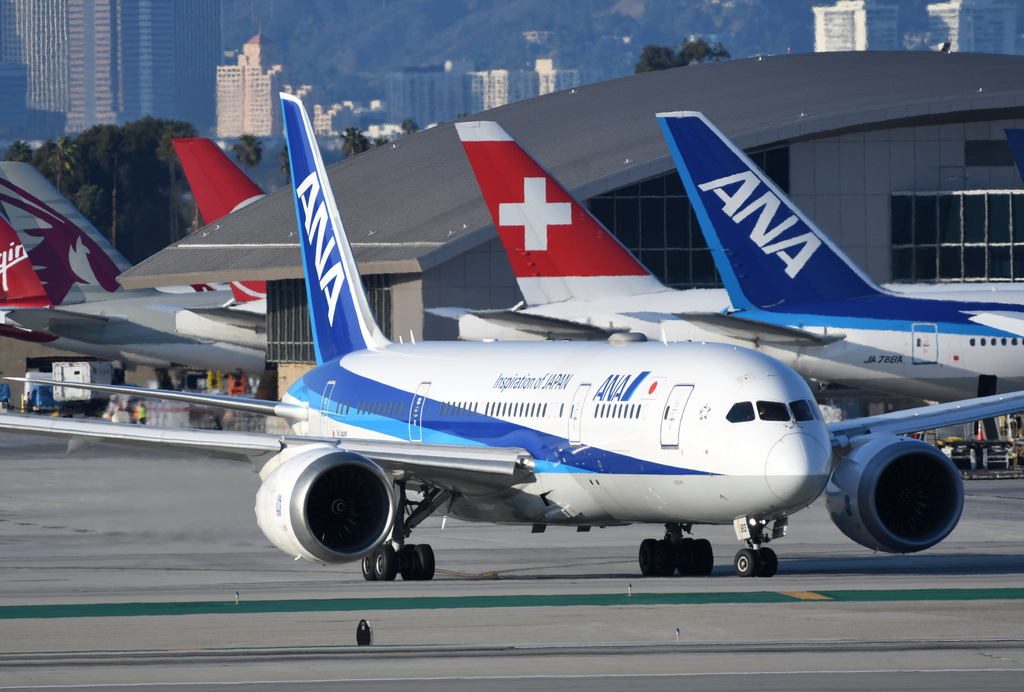 ANA B787-8 Dreamliner(JA813A)@LAX_1_20221017.JPG