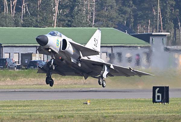 Swedish Air Force Saab 37 Viggen(SE-DXN)@BAFD_24_20230910.JPG