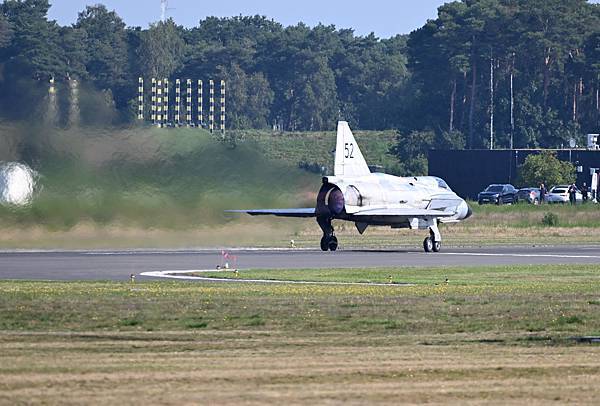Swedish Air Force Saab 37 Viggen(SE-DXN)@BAFD_4_20230910.JPG