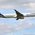 LATAM Airlines B777-32WER(PT-MUE)@FRA_1_20230914.JPG