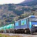 EH200-8-7牽引貨列@稻荷山-篠之井間(1)(2087).jpg
