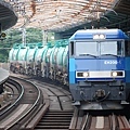 EH200-5-1牽引貨列@根岸_2(2)(3093).jpg