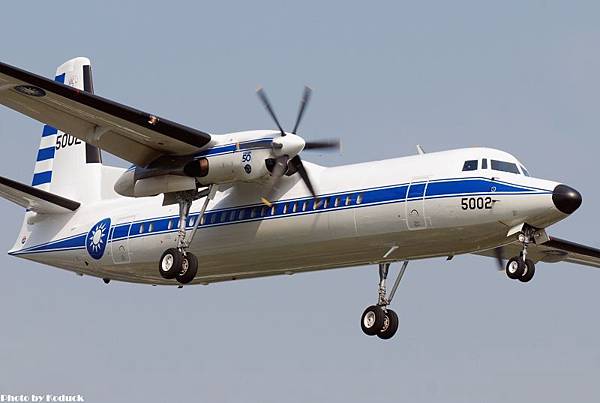 行政專機FOKKER50(5002)@RCSS_1(2)_20110320.jpg