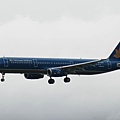 Vietnam Airlines A321-231(VN-A363)@VHHH_1(2)_20100625.jpg