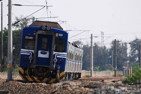 龍井站南2417次電車_1(2)_20090822.jpg