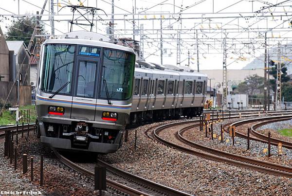 223系電車@山崎東_4(2)_20100228.jpg