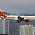 Air India  B777-237LR(VT-ALD)@VVVH_1(3)_20100625.jpg