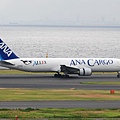 ANA B767-381ER(BCF)(JA8358)@Haneda_1(2)_20100914.jpg