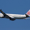 China Airlines A330-300(B-18306)@TIA_1(2)_20100608.jpg