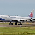 China Airlines A340-313X(B-18801)@TIA_1(2)_20100708.jpg
