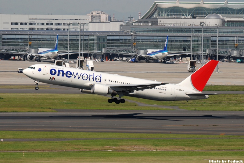 JAL B767-346ER(JA604J)@Haneda_2(2)_20110515.jpg