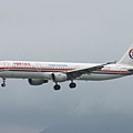 China Eastern Airlines A321-211(B-6366)@VHHH_1(2)_20100625.jpg