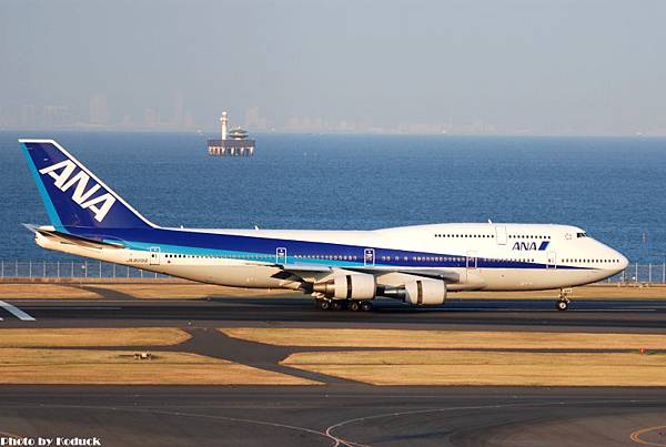 ANA B747-481D(JA8099)@Haneda_1(2)_20100910.jpg