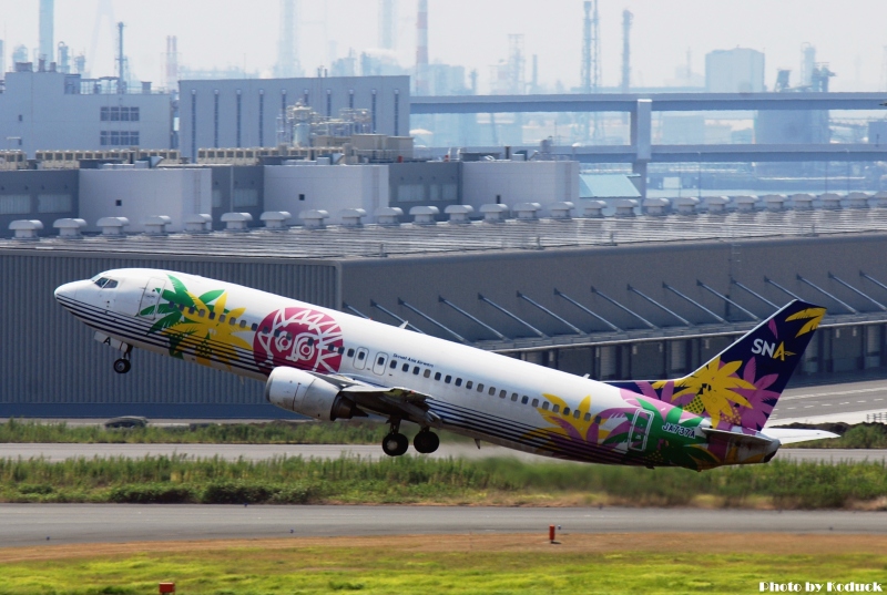 Skynet Asia Airways B737-46Q(JA737A)@Haneda_1(2)_20100911.jpg