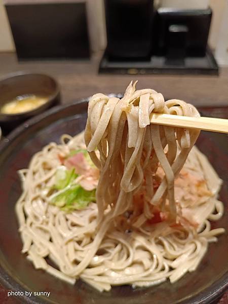 2023冬 日本北陸賞楓行❤福井駅前好吃的蕎麥麵 あみだそば