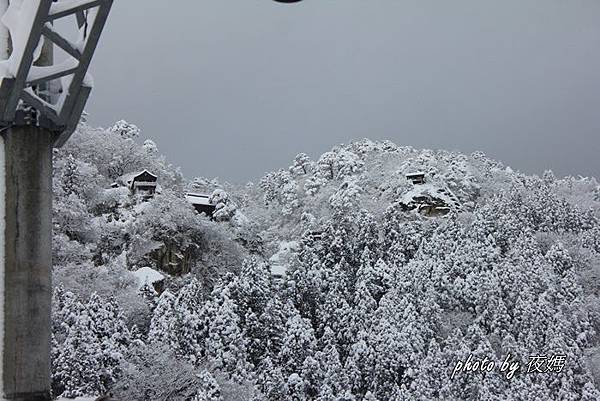 山寺雪