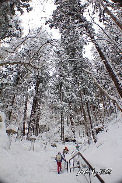 山寺雪