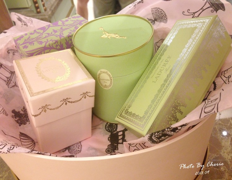 LADUREE003.jpg LADUREE003.jpg