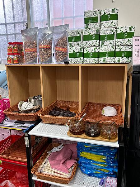 [新竹芎林美食]天天小吃店/中式越式滷味炸物料理/芎林小吃店