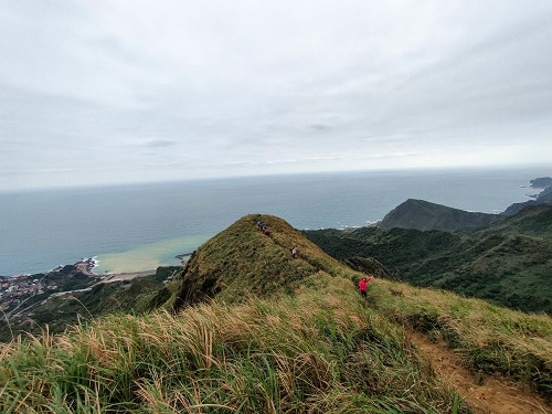 九份黃金博物館 哈巴狗岩 黃金洞 555峰 鋸齒稜 無耳茶壺山 醉心山林的部落格 痞客邦 九份黃金博物館 哈巴狗岩 黃金洞 555峰 鋸齒稜 無耳茶壺山 醉心山林的部落格 痞客邦