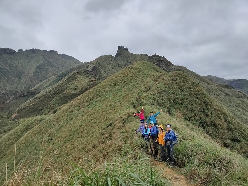 九份黃金博物館 哈巴狗岩 黃金洞 555峰 鋸齒稜 無耳茶壺山 醉心山林的部落格 痞客邦