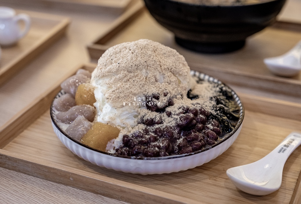 [高雄]左營區。滿溢本舖巨蛋富國店