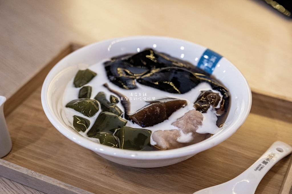 [高雄]左營區。滿溢本舖-高雄巨蛋富國店