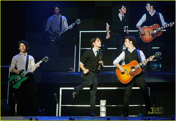 The Jonas Brothers Get Lucky in Las Vegas 