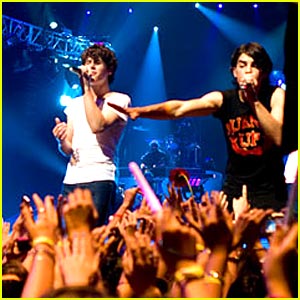 ◆First Look At ‘Jonas Brothers: The 3-D Concert Experience’ 