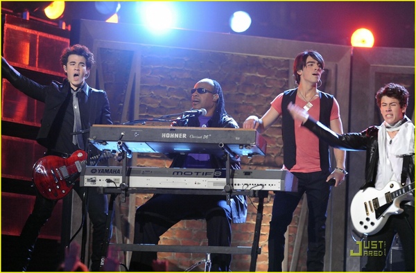 jonas brothers grammy show