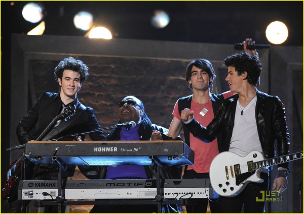  jonas brothers grammy show