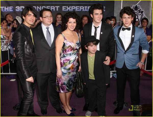 jonas brothers 3d premiere 09