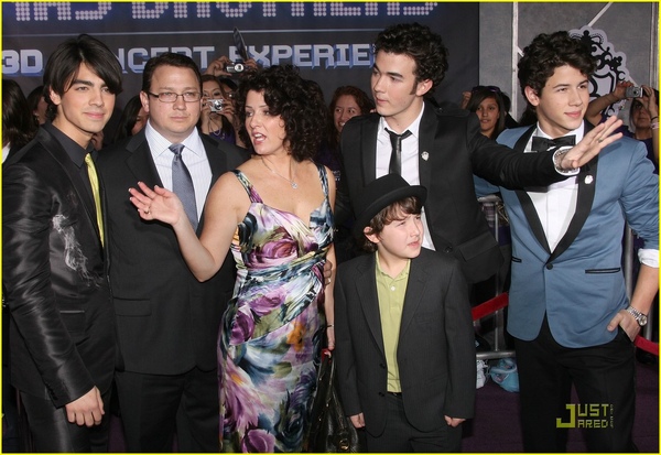 jonas brothers 3d premiere 14