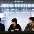 Jonas Brothers Surprise Nyack's Palisades Mall
