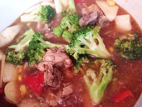 沙茶雞肉燴飯 01