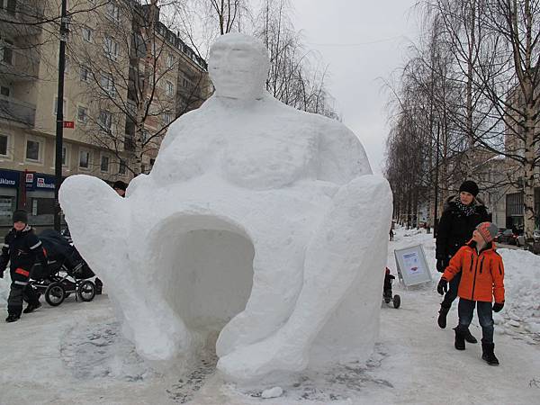 2015年瑞典于默奧(Umeå)雪雕比賽
