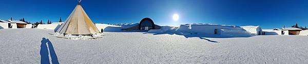 ice hotel 1.jpg