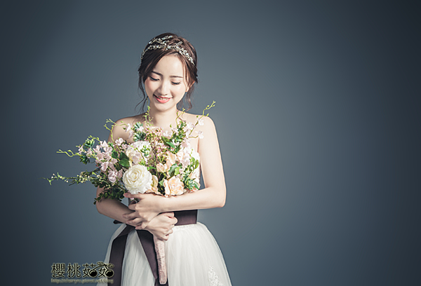 Wedding 190405_08.png