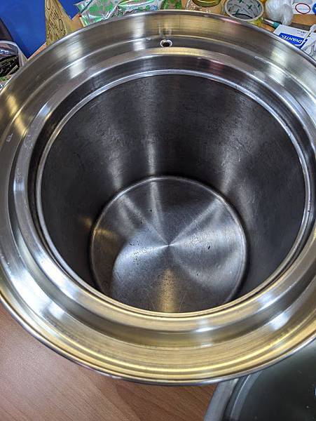 蒸餾機器.jpg 蒸餾機器.jpg