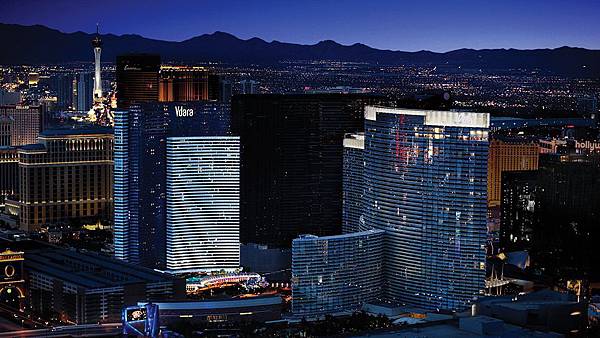 006859-01-exterior-nioght-strip-view